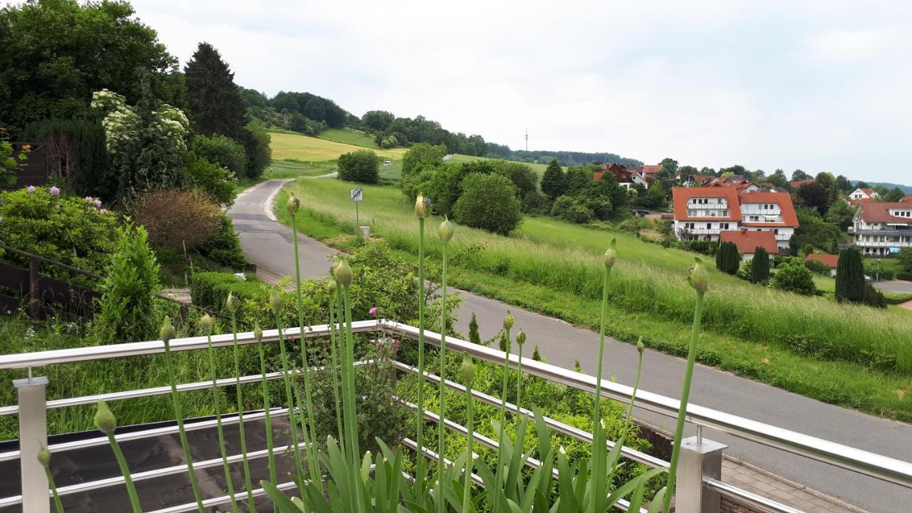 Zum Golfplatz Lugde